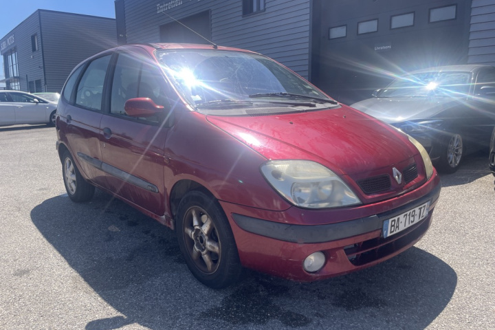 RENAULT MEGANE SCENIC