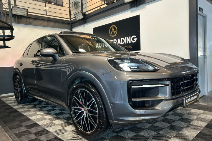 PORSCHE CAYENNE