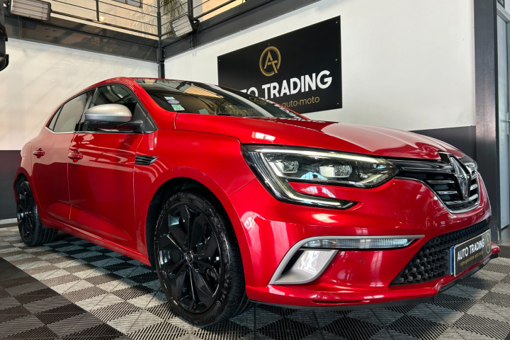 RENAULT MEGANE IV BERLINE