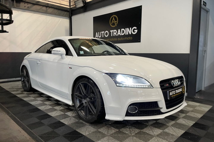 AUDI TT COUPE