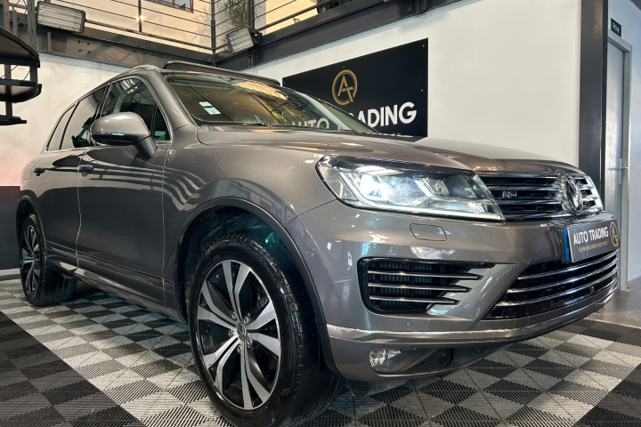 VOLKSWAGEN TOUAREG