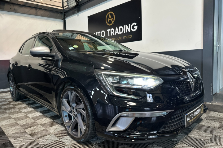 RENAULT MEGANE IV BERLINE