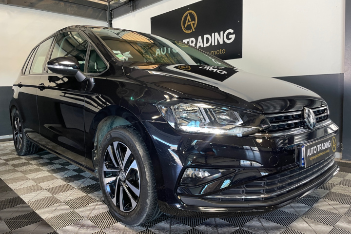 VOLKSWAGEN GOLF SPORTSVAN