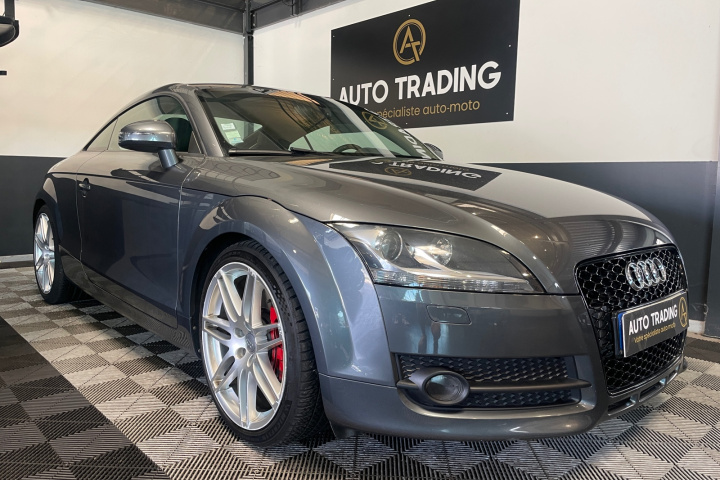 AUDI TT COUPE