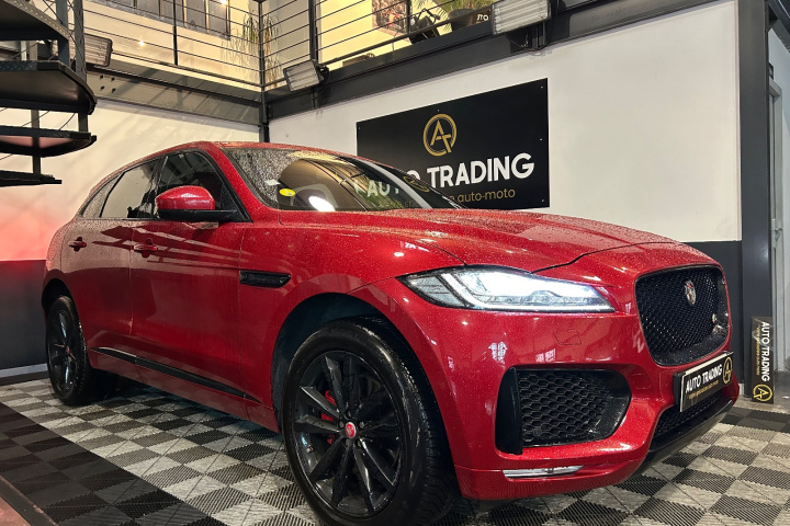 JAGUAR F-PACE