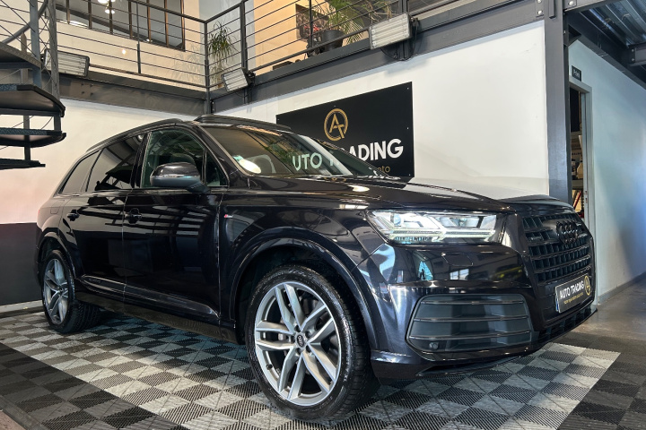 AUDI Q7