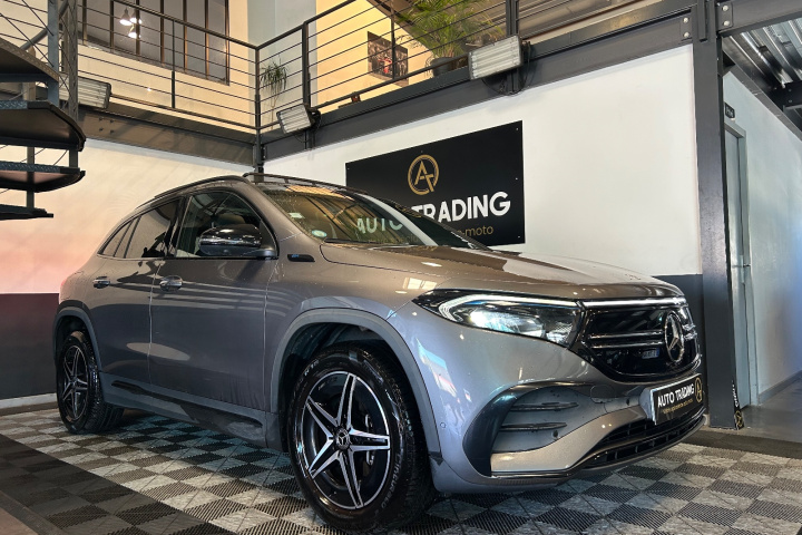 MERCEDES EQA