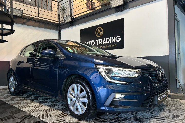 RENAULT MEGANE IV BERLINE